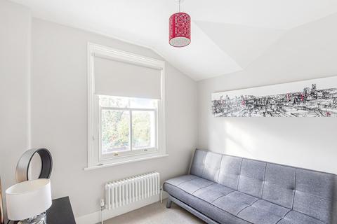 10 Ranmere Street, London, SW12 9QQ