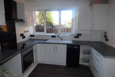 2 Alwin Road, Shaw, Oldham, OL2 7YD