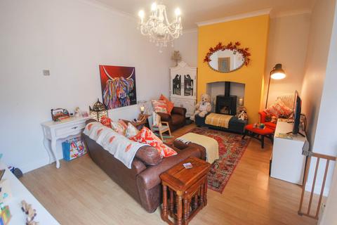 8 Bede Terrace, East Boldon, NE36 0DZ