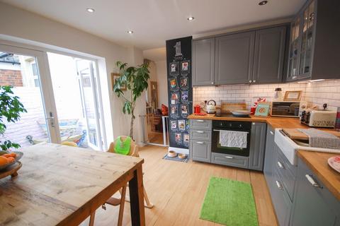 8 Bede Terrace, East Boldon, NE36 0DZ
