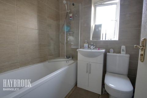 4 Fernhall Croft, Wombwell, Barnsley, S73 0DU