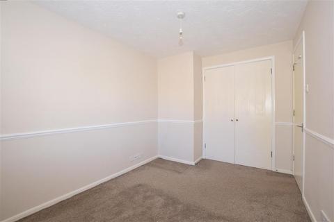 75 Caraway Place, Wallington, SM6 7AG