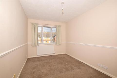 75 Caraway Place, Wallington, SM6 7AG