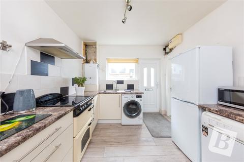 10 Bruce Grove, Chelmsford, CM2 9AX