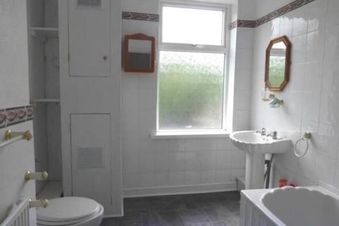 15 Limpsfield Road, Sheffield, S9 1BJ
