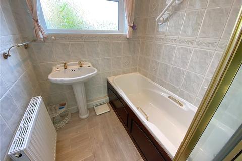 11 Yew Tree Crescent, Bradford, BD8 0AG