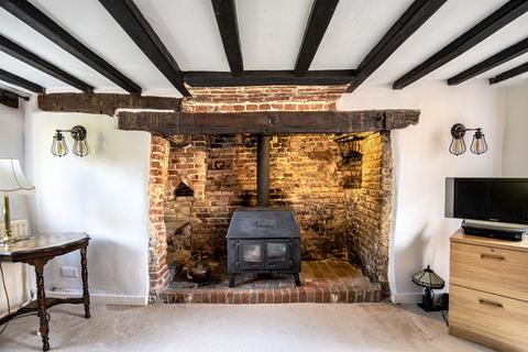 1, Ellerker Cottages The Street, West Clandon, Guildford, GU4 7TF