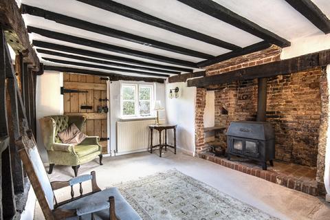 1, Ellerker Cottages The Street, West Clandon, Guildford, GU4 7TF