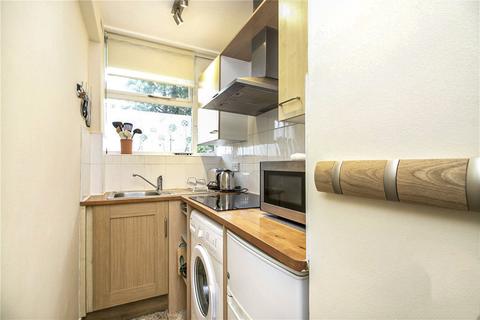 undefined, Churchill Gardens, London, SW1V