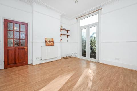 2 Hawstead Road, London, SE6 4JJ