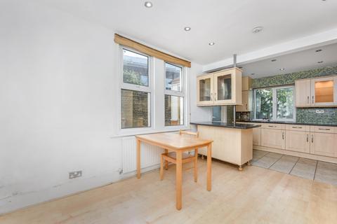 2 Hawstead Road, London, SE6 4JJ