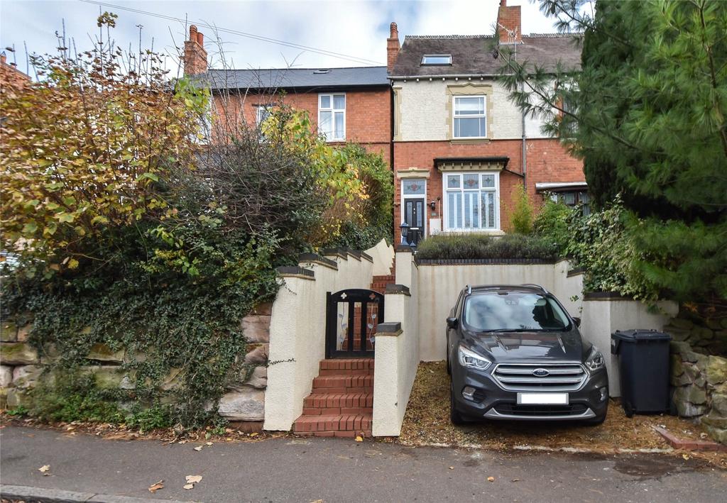 Stourbridge Road, Bromsgrove, Worcestershire, B61 4 bed semidetached