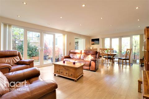 38 Darnel Close, Beanhill, Milton Keynes, MK6 4LR