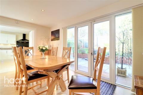38 Darnel Close, Beanhill, Milton Keynes, MK6 4LR