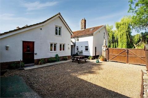 5 Grove Road, Brockdish, Diss, IP21 4JP