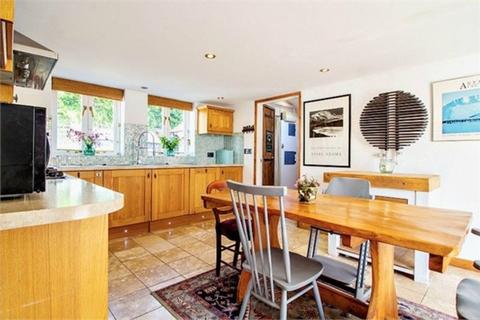 5 Grove Road, Brockdish, Diss, IP21 4JP