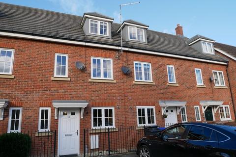 3 bedroom townhouse to rent - Hardwick Hall Way, Daventry