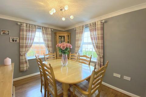 2 Abbeydale, Carlton Colville, Lowestoft, NR33 8WJ