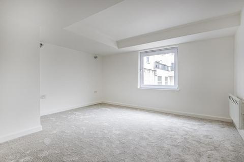89, Paramount Beckhampton Street, Swindon, SN1 2SE