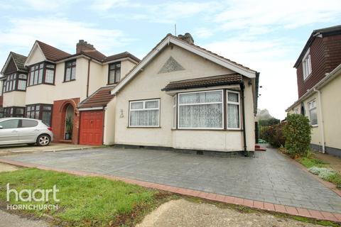 9 Spencer Road, Rainham, RM13 8HD