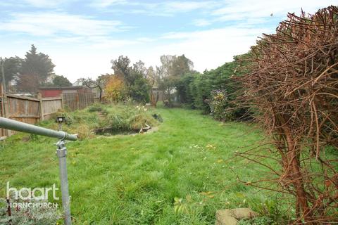9 Spencer Road, Rainham, RM13 8HD
