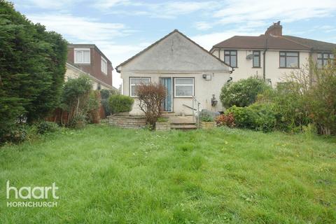 9 Spencer Road, Rainham, RM13 8HD