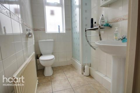 9 Spencer Road, Rainham, RM13 8HD