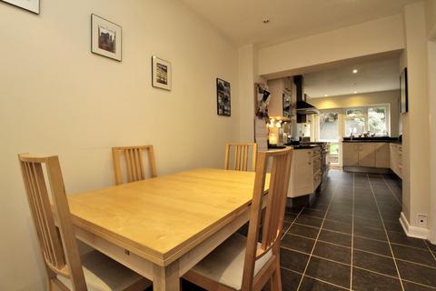 31 Rous Chase, Galleywood, Chelmsford, CM2 8QF