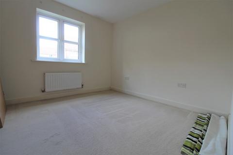 2 bedroom ground floor flat for sale, Adlington Mews, Gainsborough