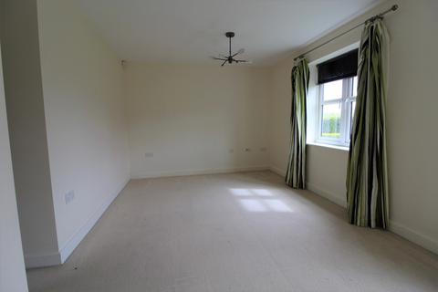 2 bedroom ground floor flat for sale, Adlington Mews, Gainsborough