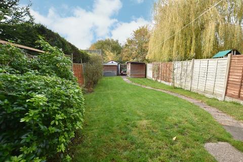 48 Dunard Road, Shirley, Solihull, B90 2HR
