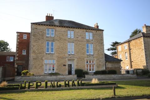 3, Richil House, 7 Ayston Road, Uppingham, Oakham, LE15 9RL