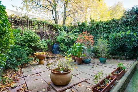 13a Aldridge Road Villas, London, W11 1BL