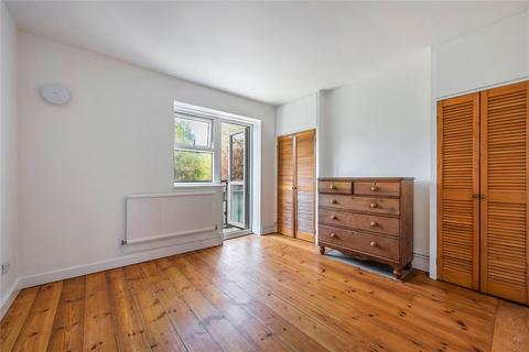 1 bedroom flat to rent, Chertsey Court, Clifford Avenue, London