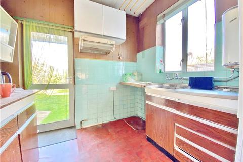 34 Rosecroft Gardens, Twickenham, TW2 7PZ