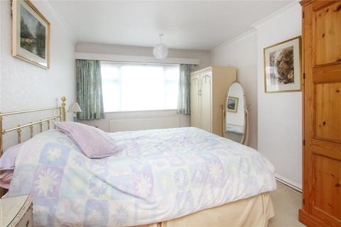 2 Aldwick Close, Rustington, Littlehampton, BN16 2LA
