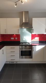 3 bedroom terraced house to rent, Stunning 3 Bed with lovely Garden & Parking -Bramtoco Way, Totton