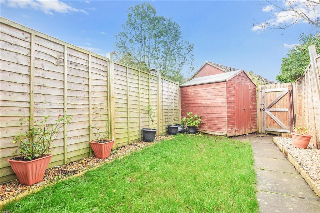 Hazelhurst Crescent, Horsham, West... 2 bed semidetached house £275,000
