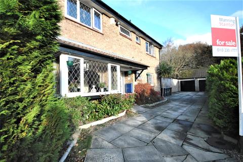 23 Aspen Mount, Leeds, LS16 6RT