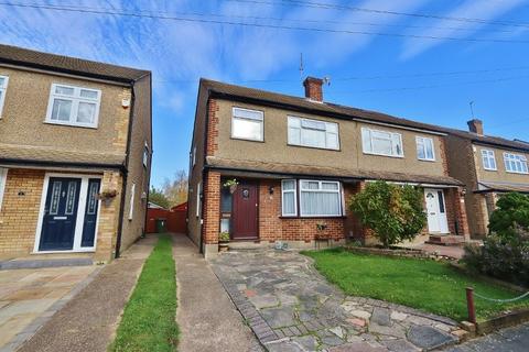 11 Epping Close, Romford, RM7 8BH