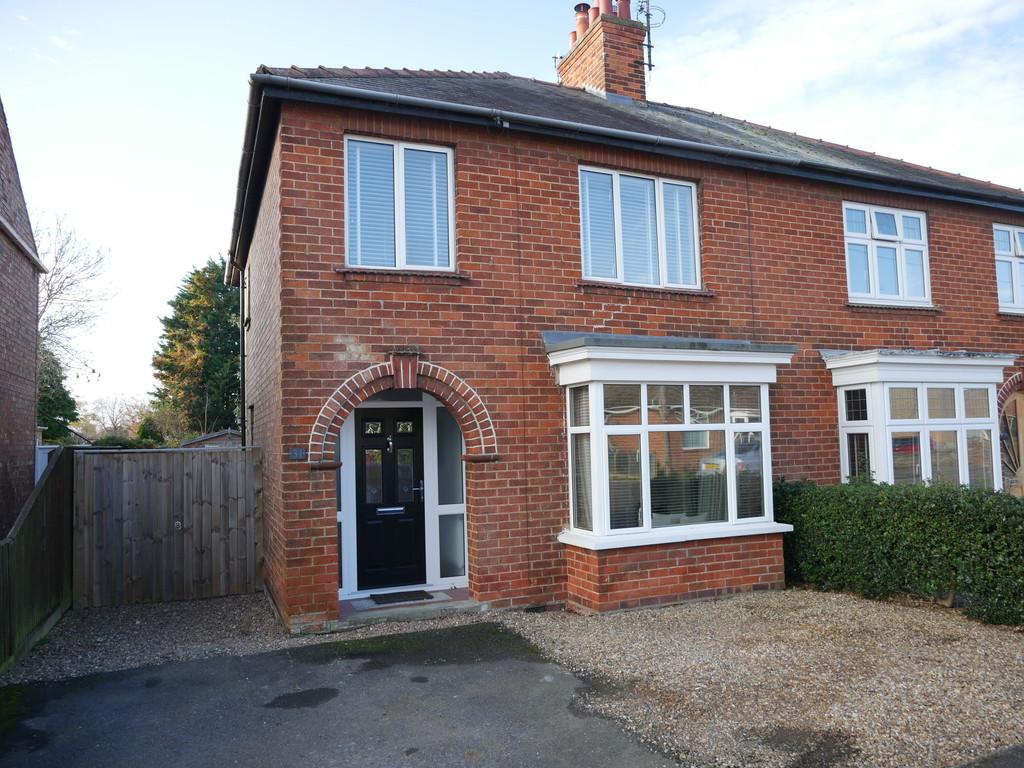West Parade, Spalding 3 bed semidetached house £219,950