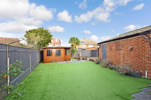 66 Clipper Crescent, Gravesend, DA12 4NN