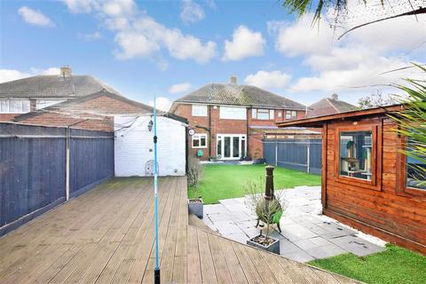 66 Clipper Crescent, Gravesend, DA12 4NN