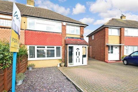 66 Clipper Crescent, Gravesend, DA12 4NN