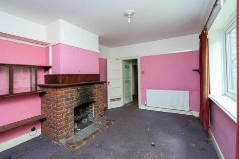 Happy Thought Ashurst Drive, Boxhill, Tadworth, KT20 7LR
