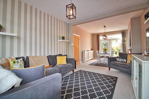 25 Cadman Crescent, Wolverhampton, WV10 0SN