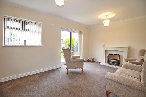 7 Church Hill, Penn, Wolverhampton, WV4 5NP