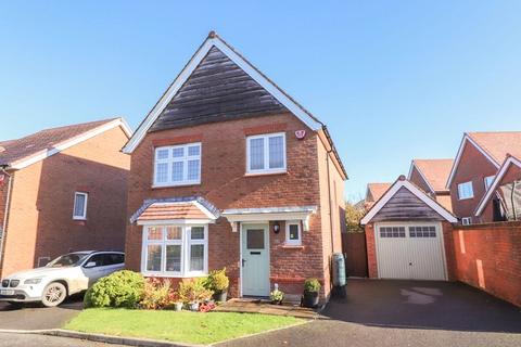 18 Kivell Close, Holsworthy, EX22 6FL
