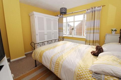 2 Chatsworth Crescent, Walsall, WS4 1QT
