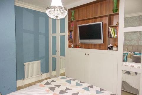 23 Herbert Grove, Southend-on-sea, SS1 2AT